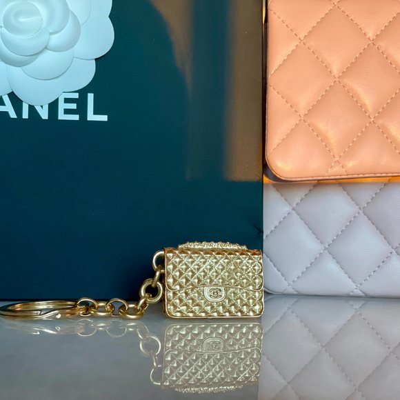 Authentic CHANEL Classic Flap Gold Key Ring/Chain - Picture 7 of 7